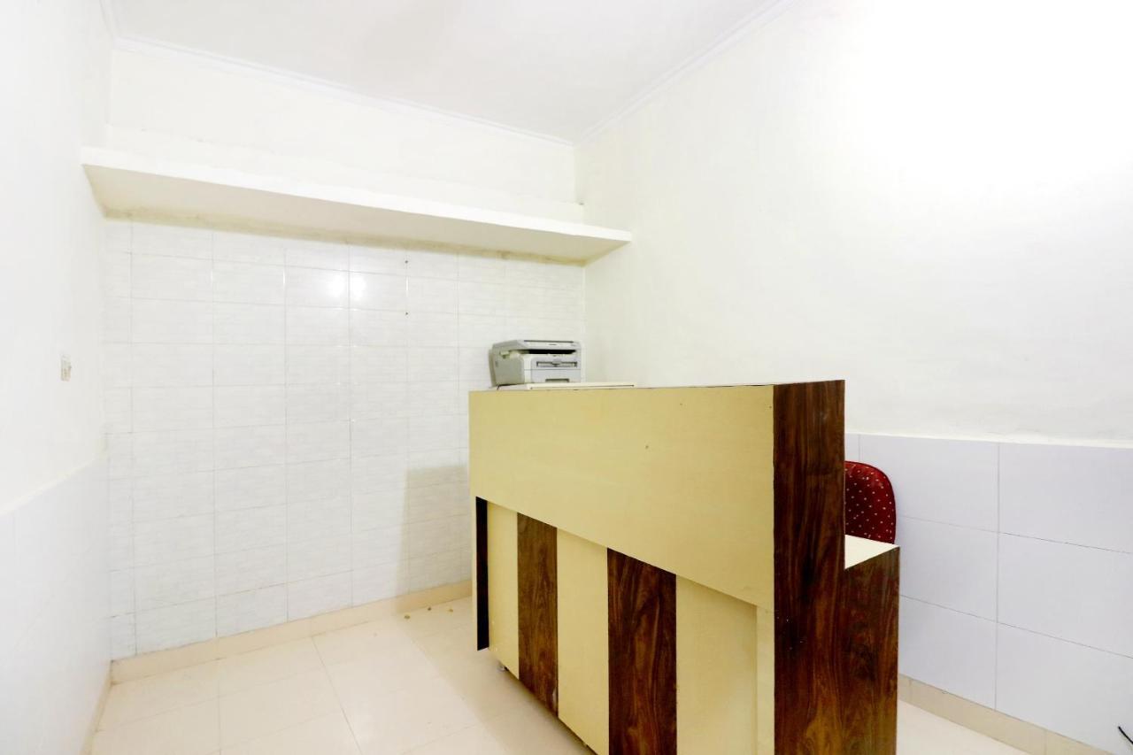 SPOT ON 44679 Hotel Samrat Sohāna Buitenkant foto